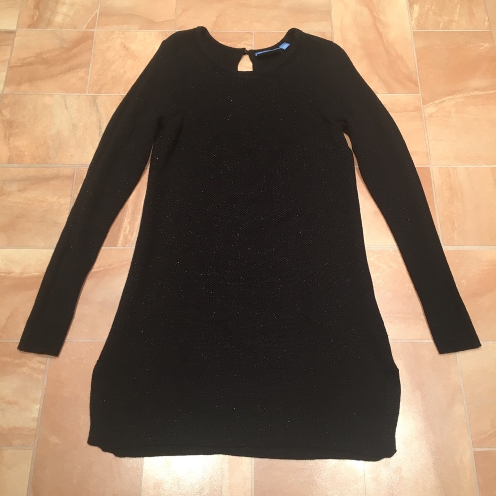Vera Wang Women's Black Gold Speckled Long Oversized Crew Neck Knit Sweater